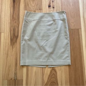 Banana Republic Stretch Pencil Skirt, Size 8